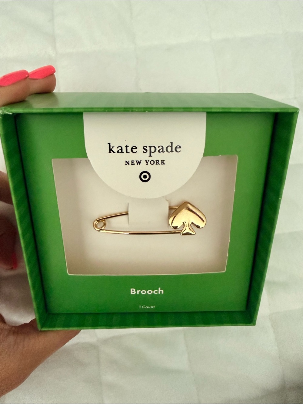 kate spade gold spade safety-pin brooch in gold